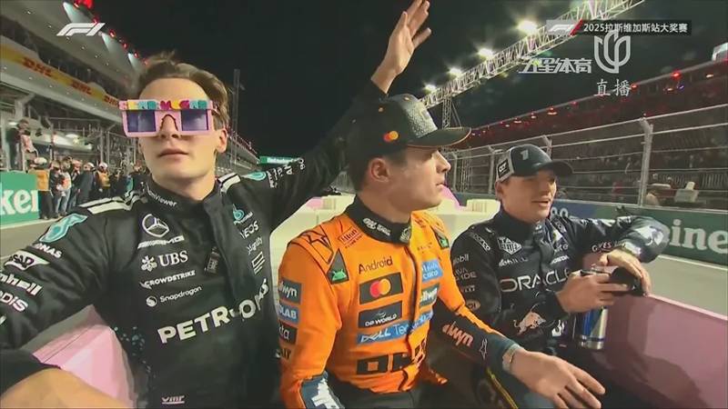 迈凯伦完胜阿斯顿马丁,塞恩斯统治全场 迈凯伦完胜阿斯顿马丁,塞恩斯统治全场