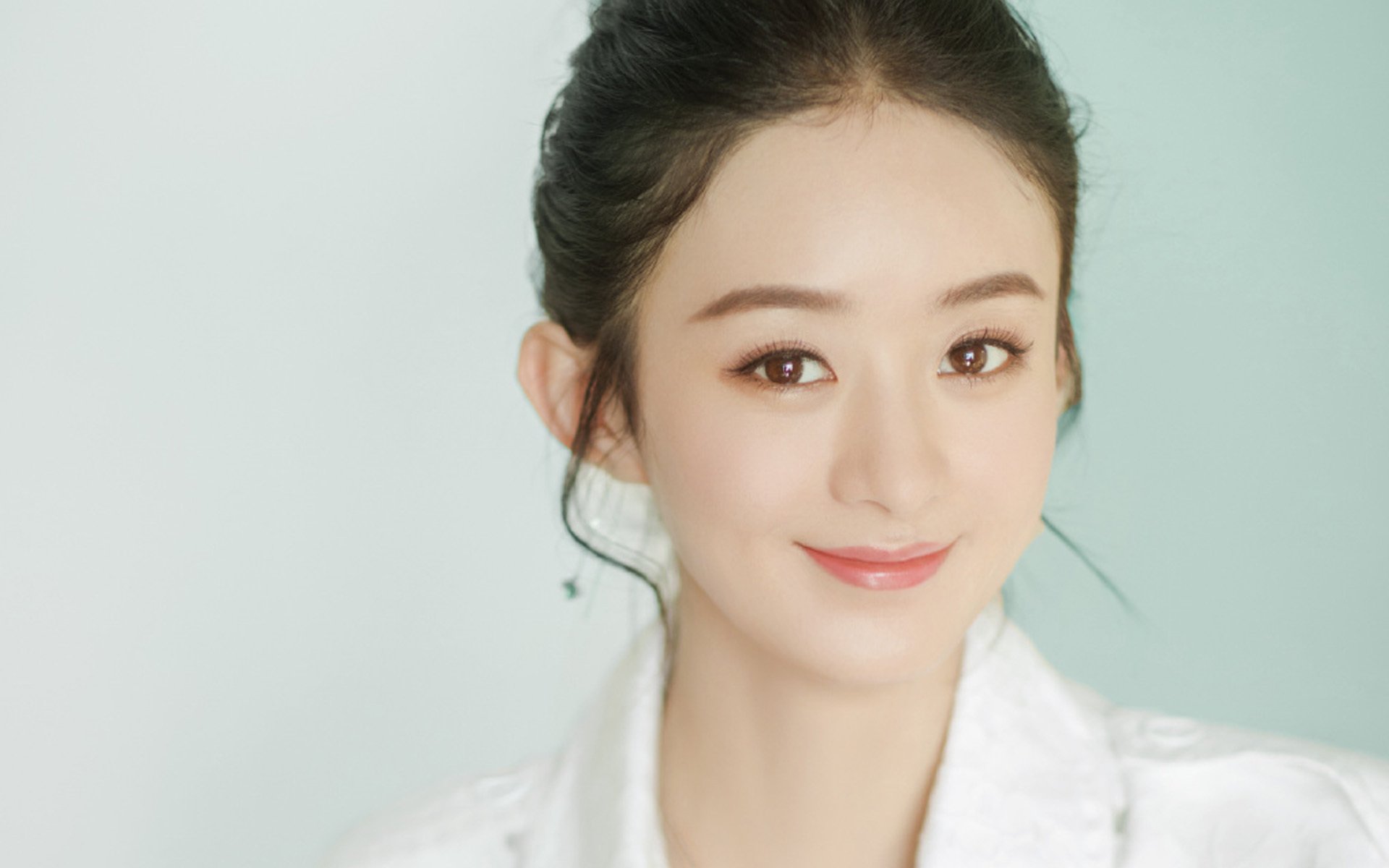 西甲国家德比之夜，西亚卡姆状态火热，跨界竞技的激情共鸣