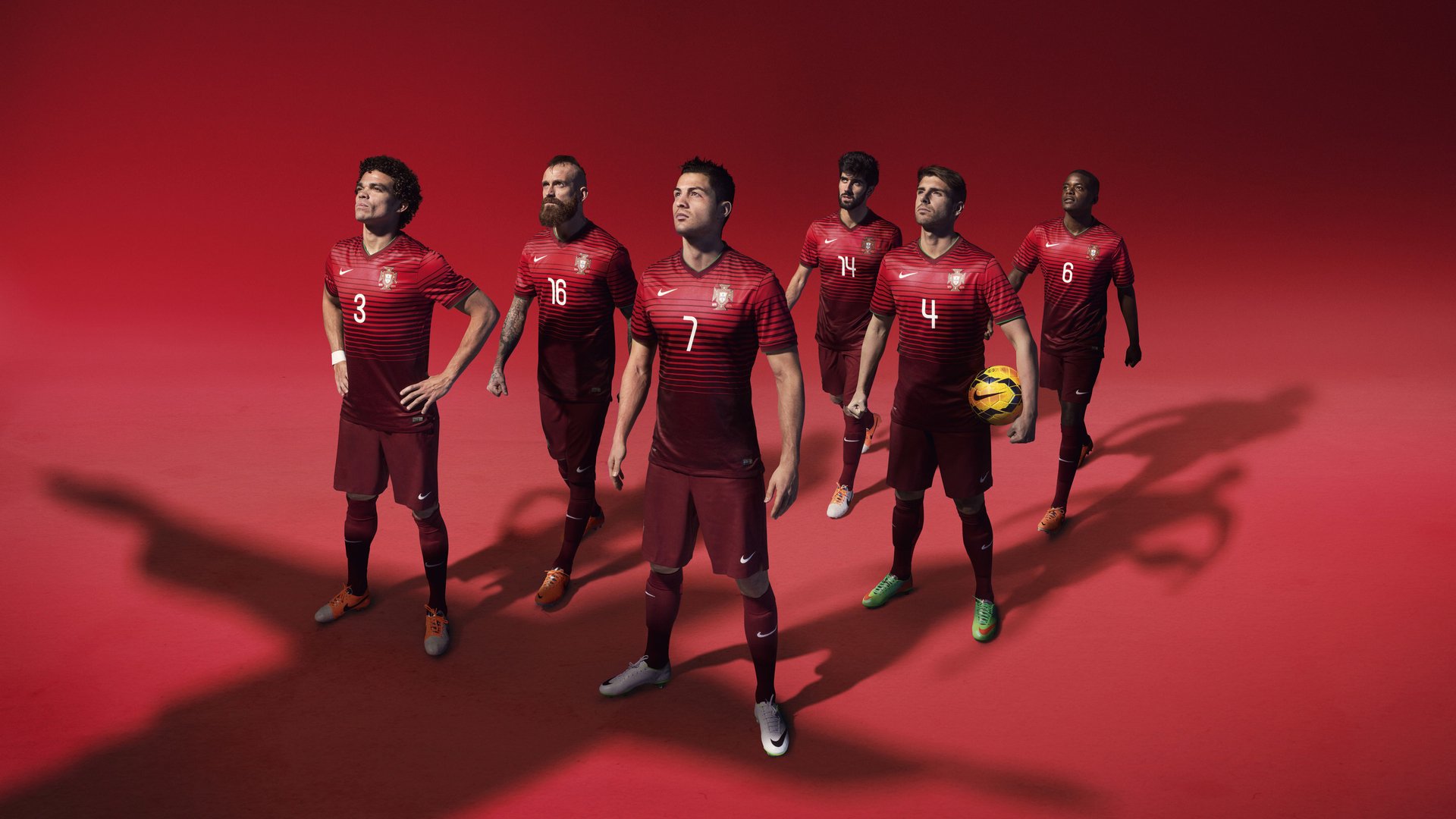 锡安统治级表现撕裂防线，快船鏖战公牛见证新王崛起